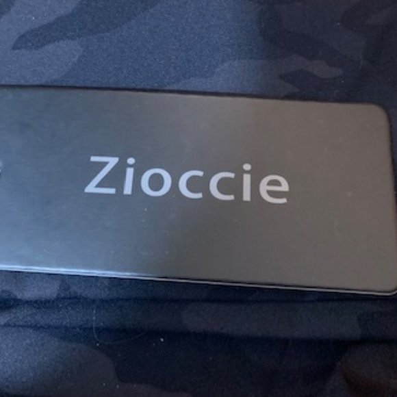 Zioccie Women's Black/Gray Camo Compression Yoga Legging Shorts M NWT - Picture 6 of 9